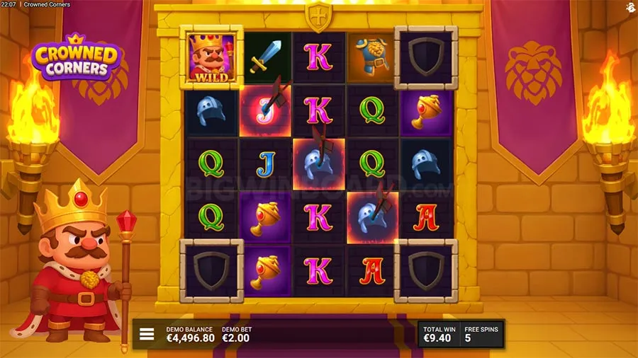 Crowned Corners slot