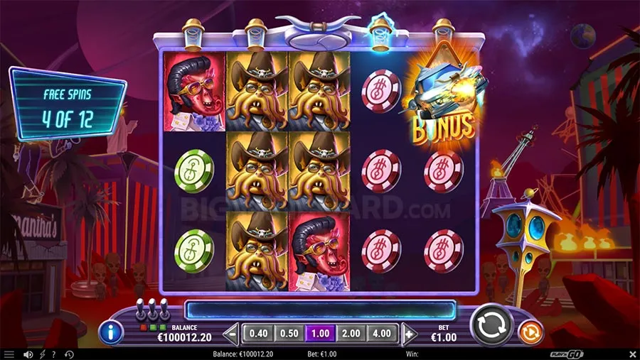 Invading Vegas Revenge on Mars slot