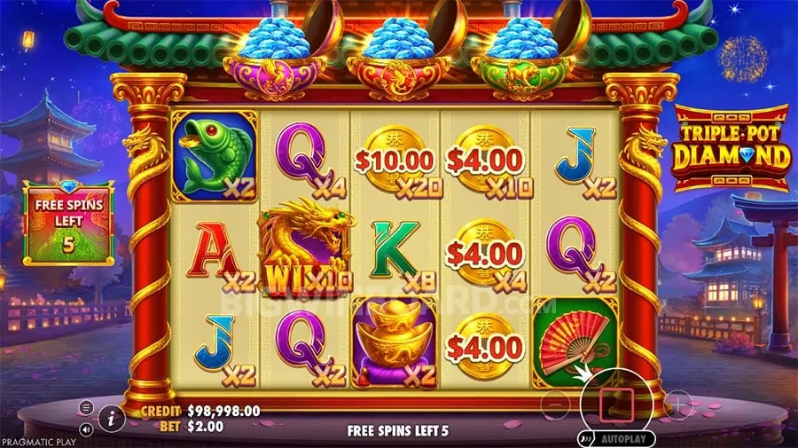 Triple Pot Diamond slot
