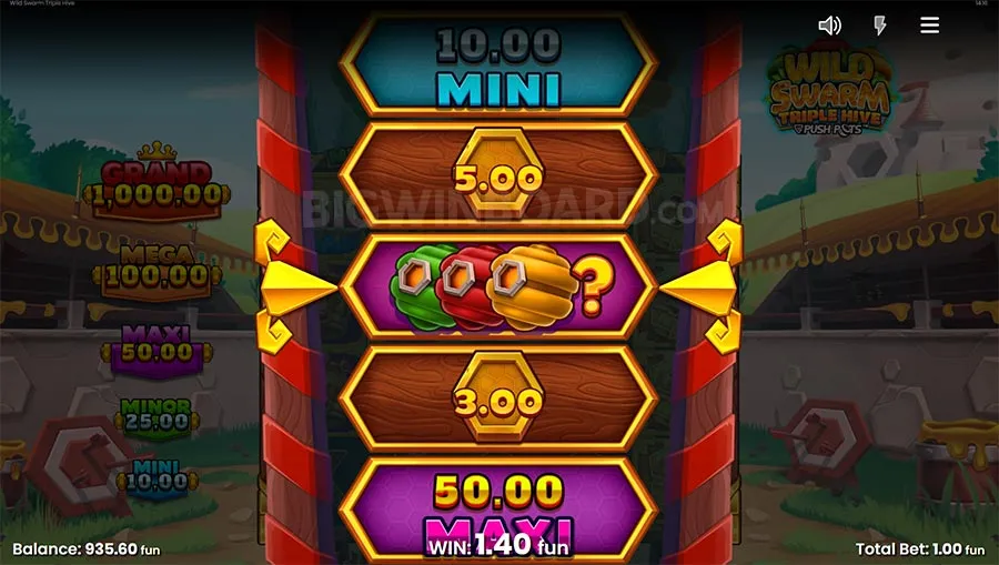 Wild Swarm Triple Hive slot